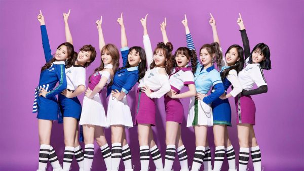 Twice Screensaver - Image 2